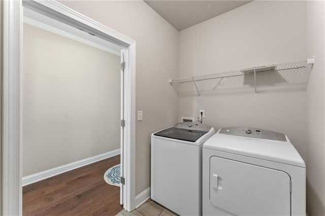 226 Sweetbriar Club Drive, Woodstock, GA 30188