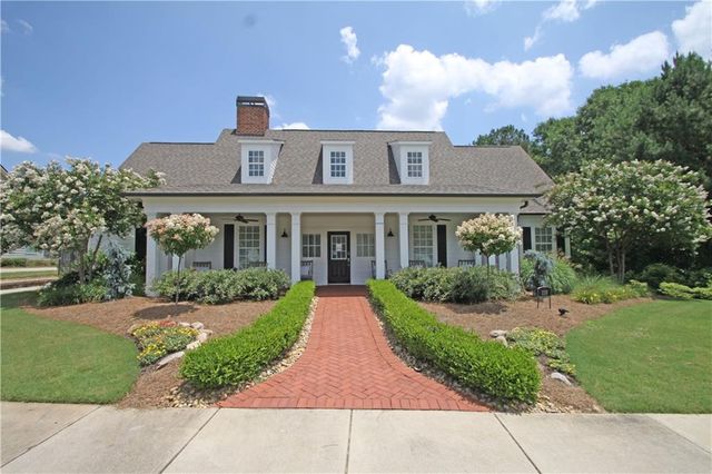 226 Sweetbriar Club Drive, Woodstock, GA 30188
