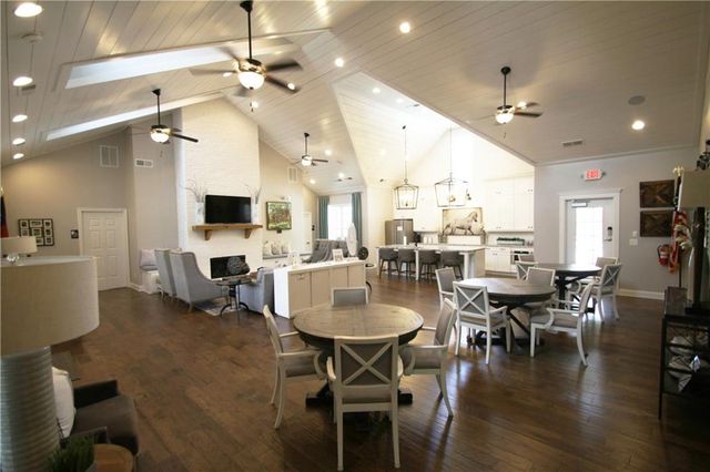 226 Sweetbriar Club Drive, Woodstock, GA 30188