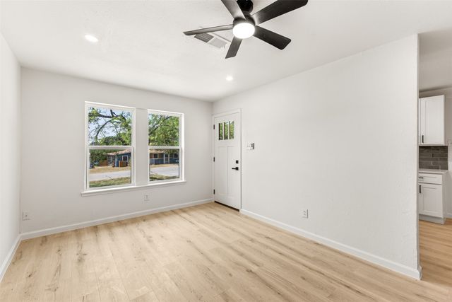 420 Dogwood Street, Springtown, TX 76082