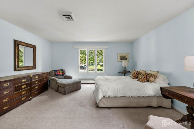 46 Independence Drive, East Brunswick, NJ 08816