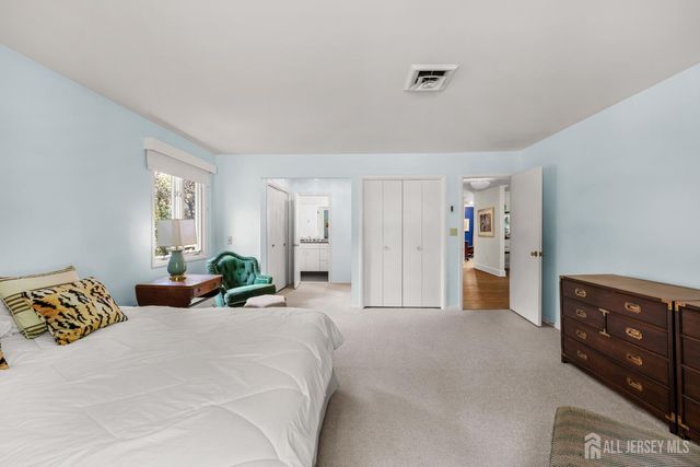 46 Independence Drive, East Brunswick, NJ 08816