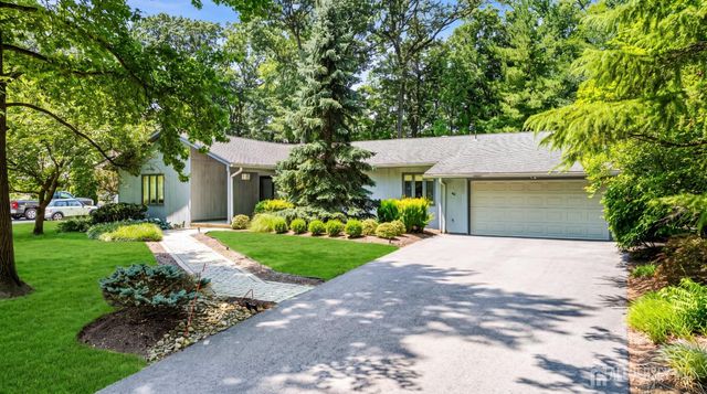 46 Independence Drive, East Brunswick, NJ 08816