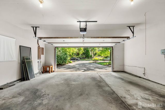 46 Independence Drive, East Brunswick, NJ 08816