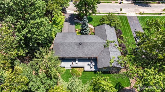 46 Independence Drive, East Brunswick, NJ 08816