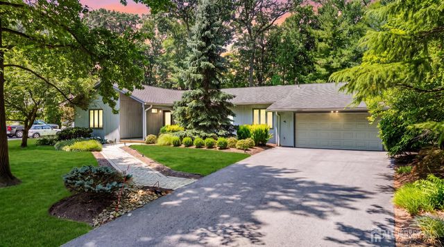 46 Independence Drive, East Brunswick, NJ 08816