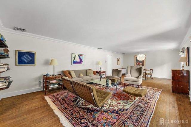 46 Independence Drive, East Brunswick, NJ 08816