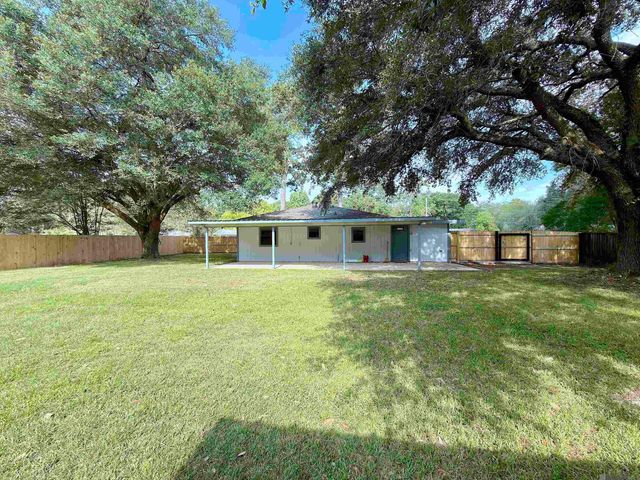 1038 Johnston St, Baker, LA 70714