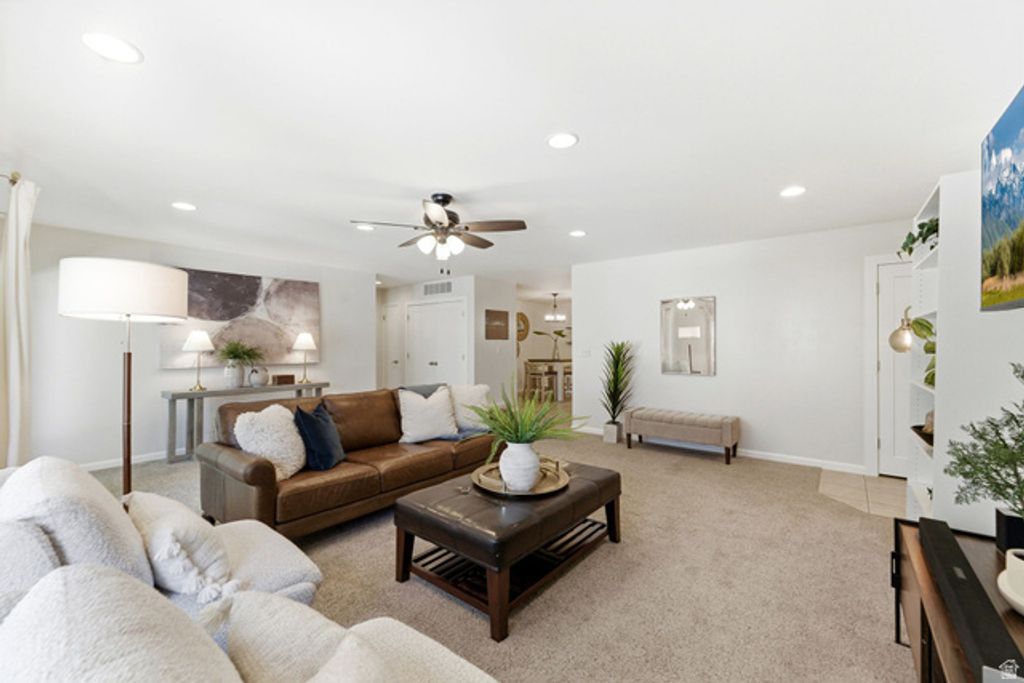 Image 11 of property listing at 4822 S HOLLADAY BLVD #110, Holladay, UT 84117
