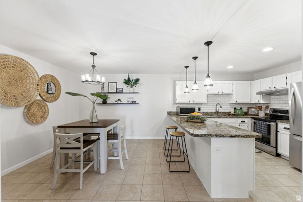 Image 12 of property listing at 4822 S HOLLADAY BLVD #110, Holladay, UT 84117