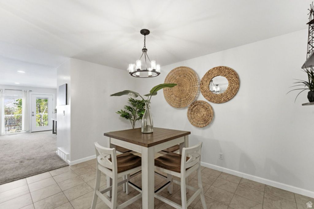 Image 15 of property listing at 4822 S HOLLADAY BLVD #110, Holladay, UT 84117