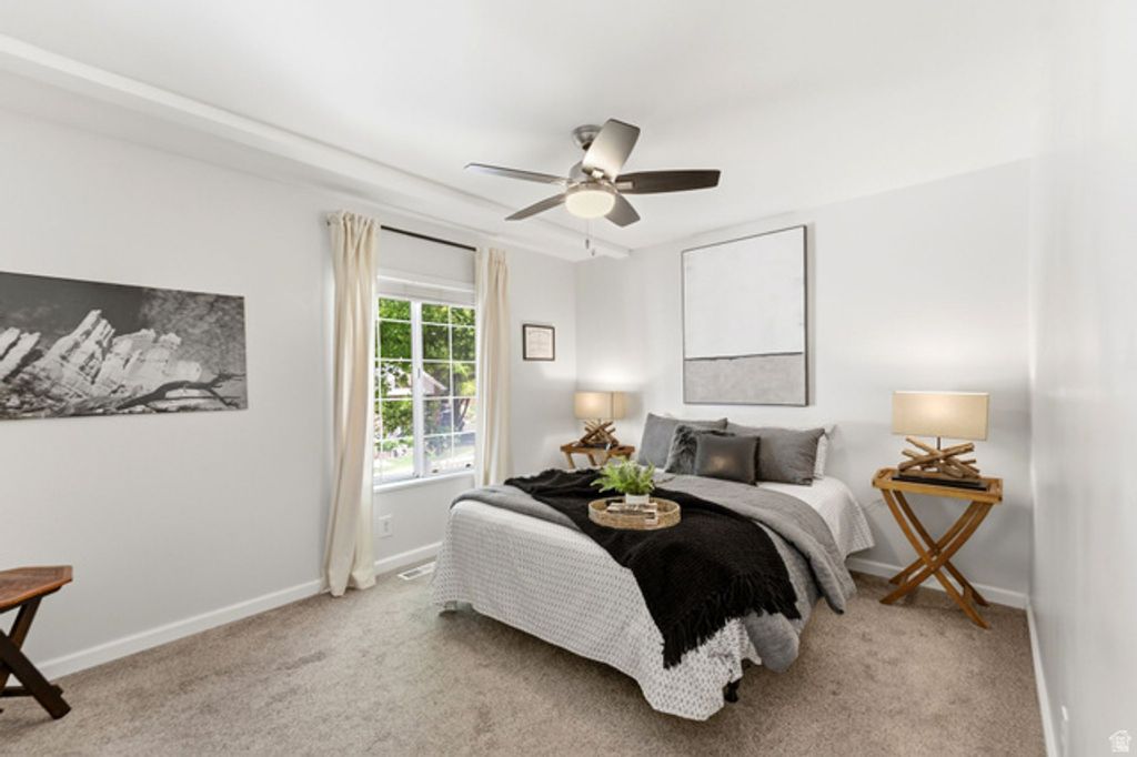 Image 3 of property listing at 4822 S HOLLADAY BLVD #110, Holladay, UT 84117