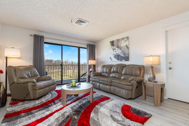 57200 E Highway 125 Unit 4841, Monkey Island, OK 74331