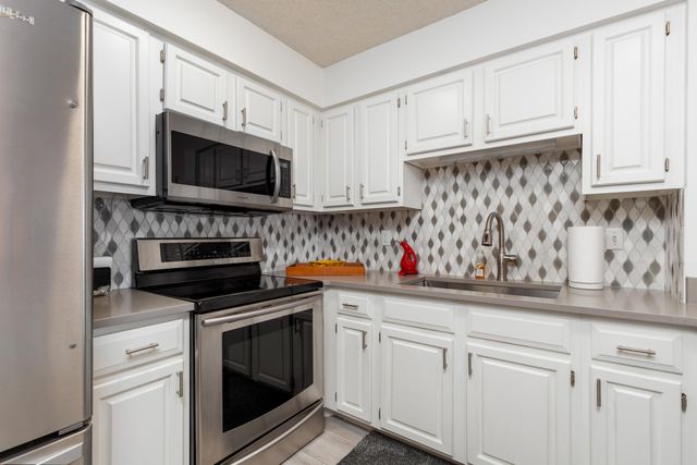 57200 E Highway 125 Unit 4841, Monkey Island, OK 74331