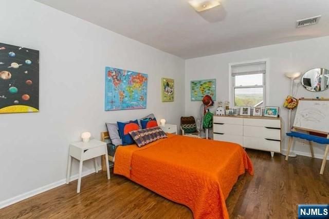 160 Magnolia Avenue, Cresskill, NJ 07626