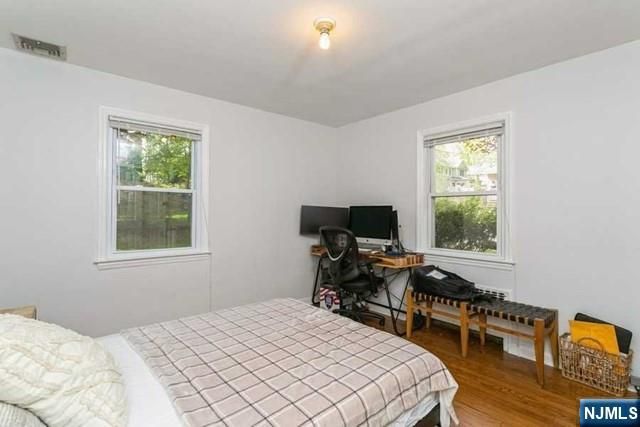 160 Magnolia Avenue, Cresskill, NJ 07626