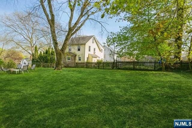 160 Magnolia Avenue, Cresskill, NJ 07626