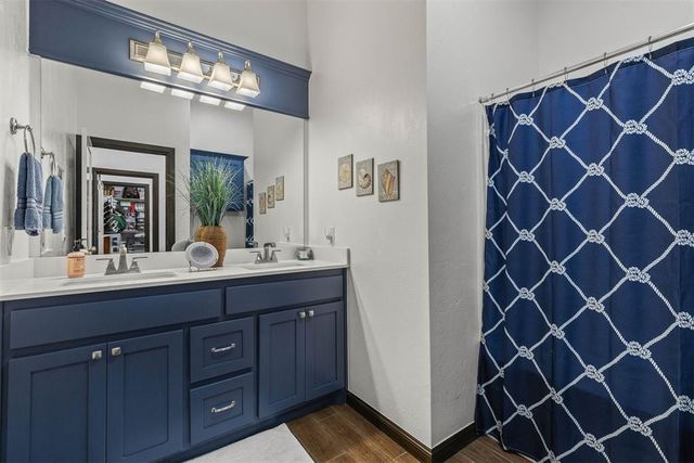 1 Ivory Drive, Yukon, OK 73099
