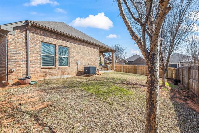 1 Ivory Drive, Yukon, OK 73099