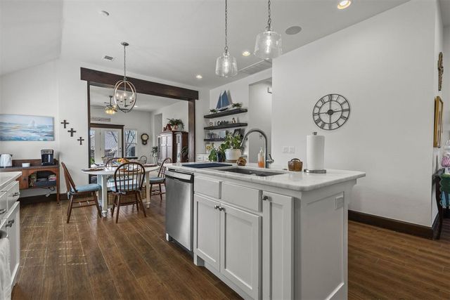 1 Ivory Drive, Yukon, OK 73099