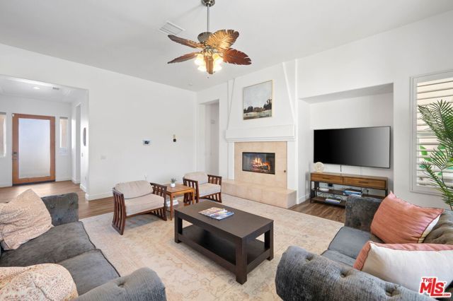 1441 Lorena Way, Palm Springs, CA 92262