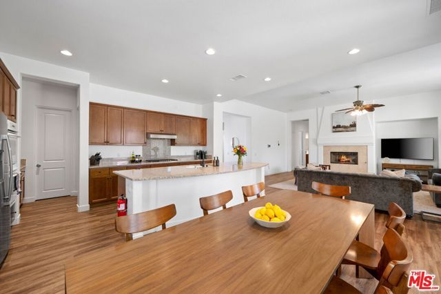 1441 Lorena Way, Palm Springs, CA 92262