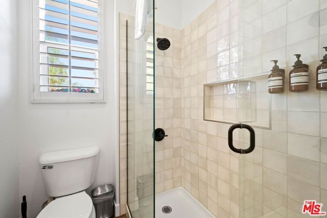 1441 Lorena Way, Palm Springs, CA 92262