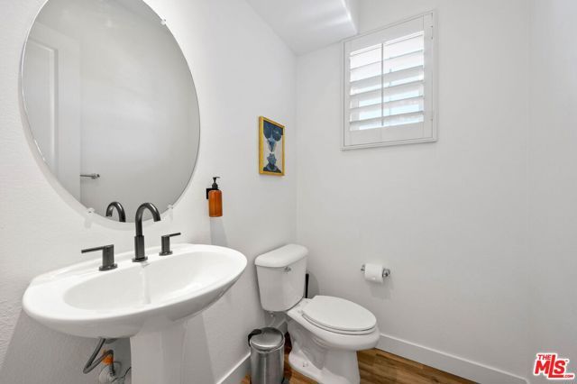 1441 Lorena Way, Palm Springs, CA 92262