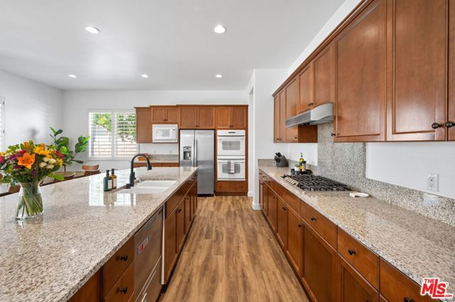 1441 Lorena Way, Palm Springs, CA 92262