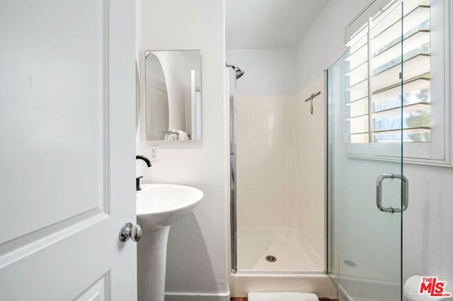 1441 Lorena Way, Palm Springs, CA 92262