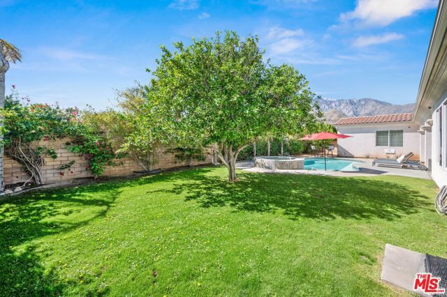 1441 Lorena Way, Palm Springs, CA 92262