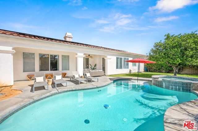 1441 Lorena Way, Palm Springs, CA 92262