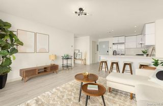 10909 15th ave N302, College Point, NY 11356