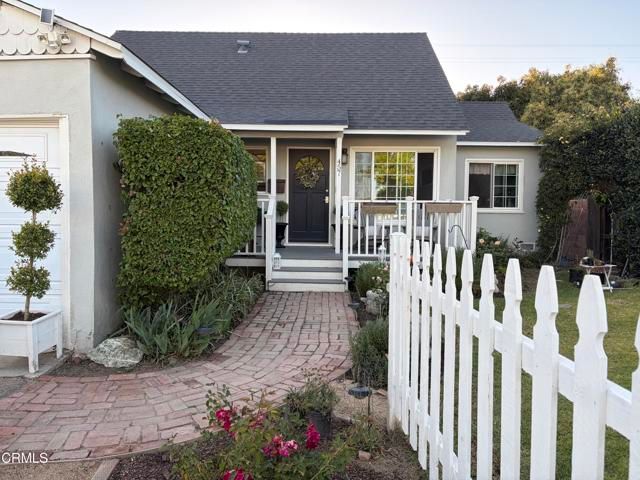 457 Valmore Avenue, Ventura, CA 93003