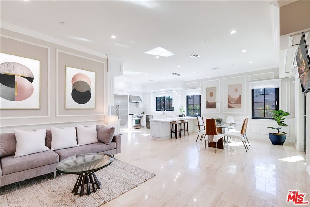 Image 15 of property listing at 1608 S Santa Anita Avenue, Arcadia, CA 91006
