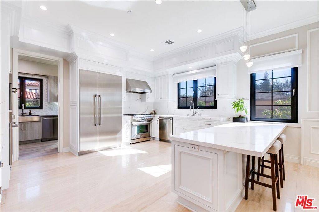 Image 17 of property listing at 1608 S Santa Anita Avenue, Arcadia, CA 91006