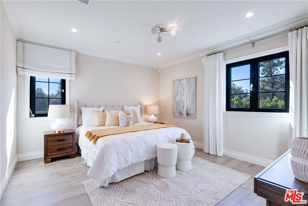 Image 28 of property listing at 1608 S Santa Anita Avenue, Arcadia, CA 91006