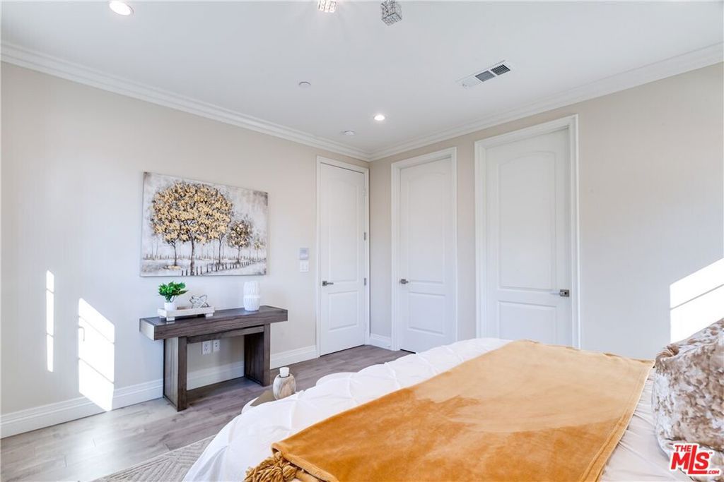 Image 29 of property listing at 1608 S Santa Anita Avenue, Arcadia, CA 91006