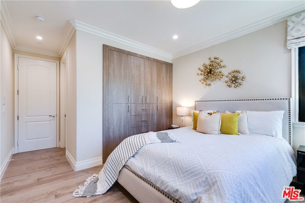 Image 30 of property listing at 1608 S Santa Anita Avenue, Arcadia, CA 91006