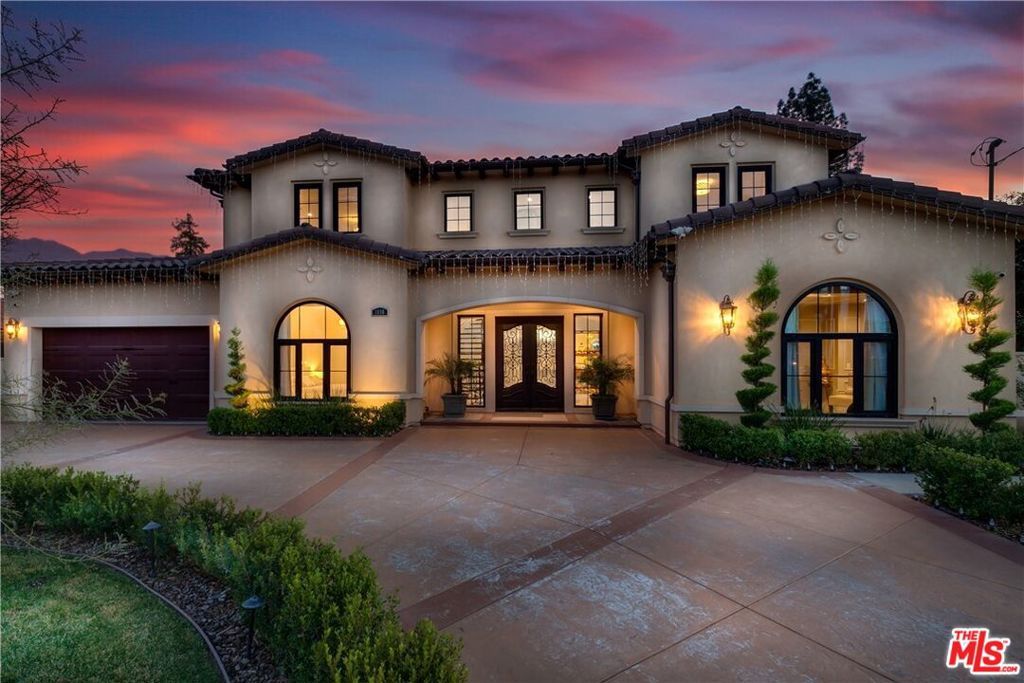 Image 6 of property listing at 1608 S Santa Anita Avenue, Arcadia, CA 91006