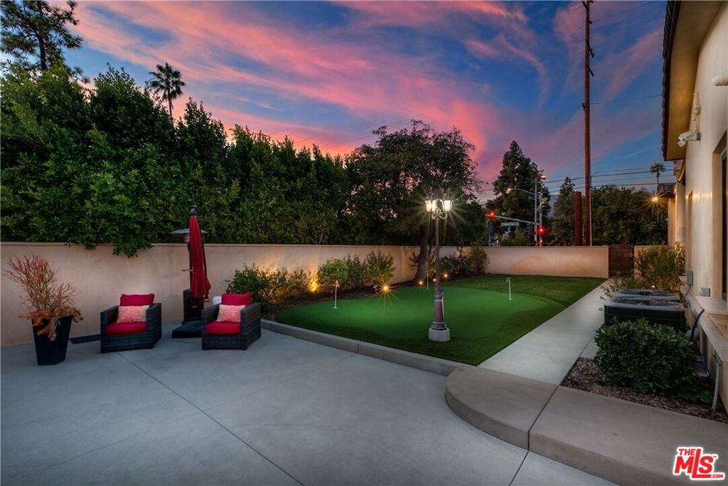 Image 7 of property listing at 1608 S Santa Anita Avenue, Arcadia, CA 91006