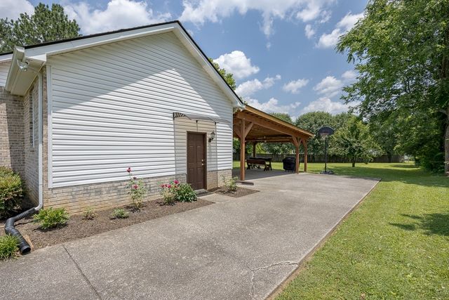 1077 Kathryn Rd, Mount Juliet, TN 37122