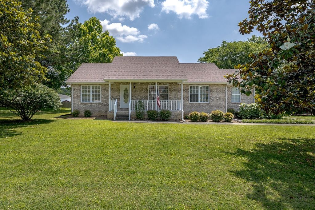 1077 Kathryn Rd, Mount Juliet, TN 37122
