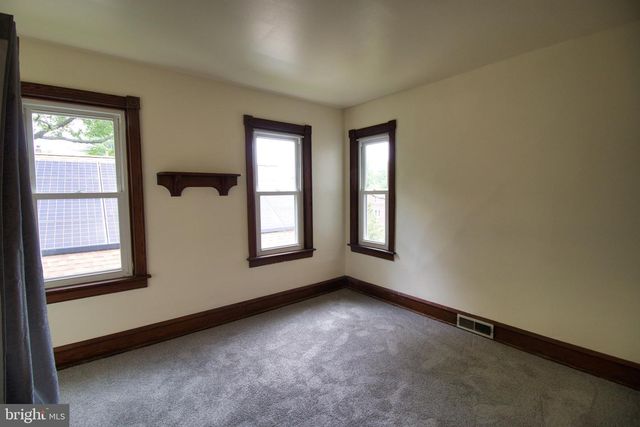 143 GREEN ST, Souderton, PA 18964