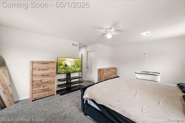 310 Fountain Park Drive, Waterford Charter Township, MI 48327