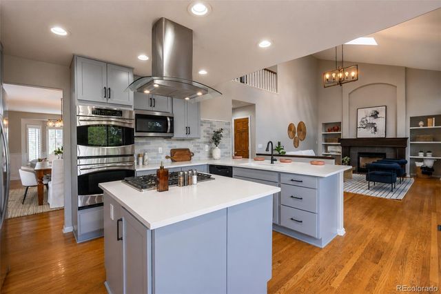 22351 E Lake Place, Aurora, CO 80015