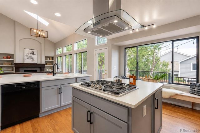 22351 E Lake Place, Aurora, CO 80015