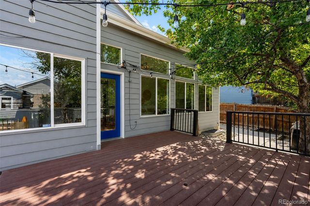 22351 E Lake Place, Aurora, CO 80015
