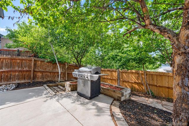 22351 E Lake Place, Aurora, CO 80015