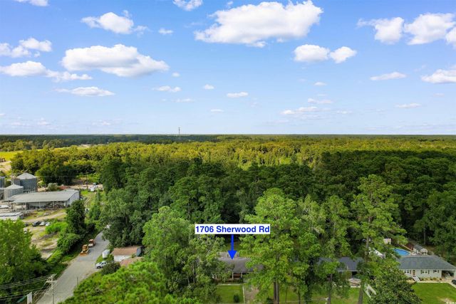 1706 Sherwood Dr., Conway, SC 29526